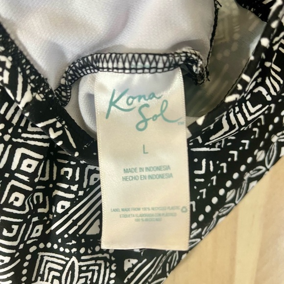 Aztec printed tankini top - Picture 4 of 5